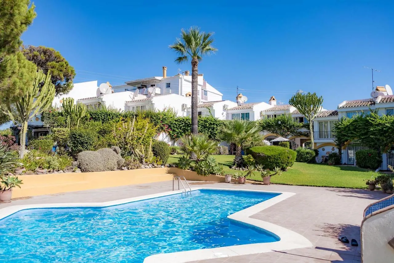 Villa Las Margaritas Sitio de Calahonda 0*,  İspanya